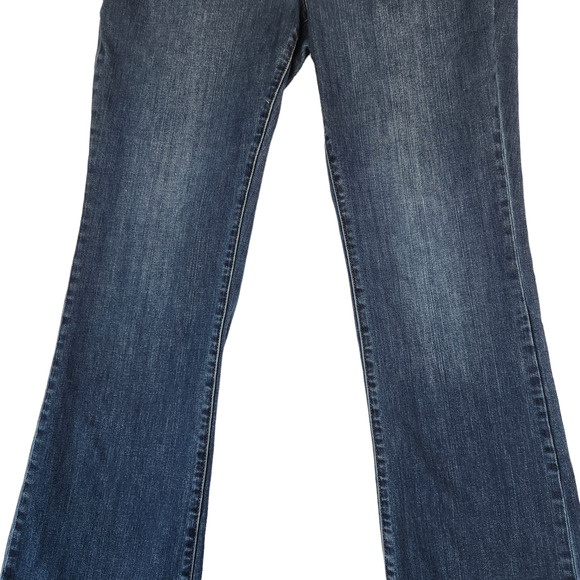 Lands End Jeans Womens Sz 16 Mid Rise Boot Cut Medium Wash - Picture 3 of 11
